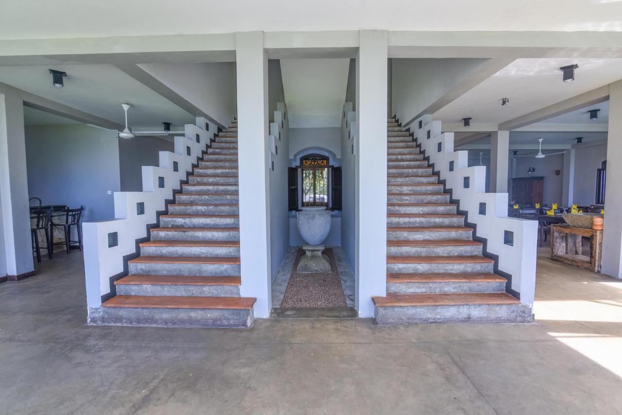 Amanda Beach Villas Unawatuna Esterno foto