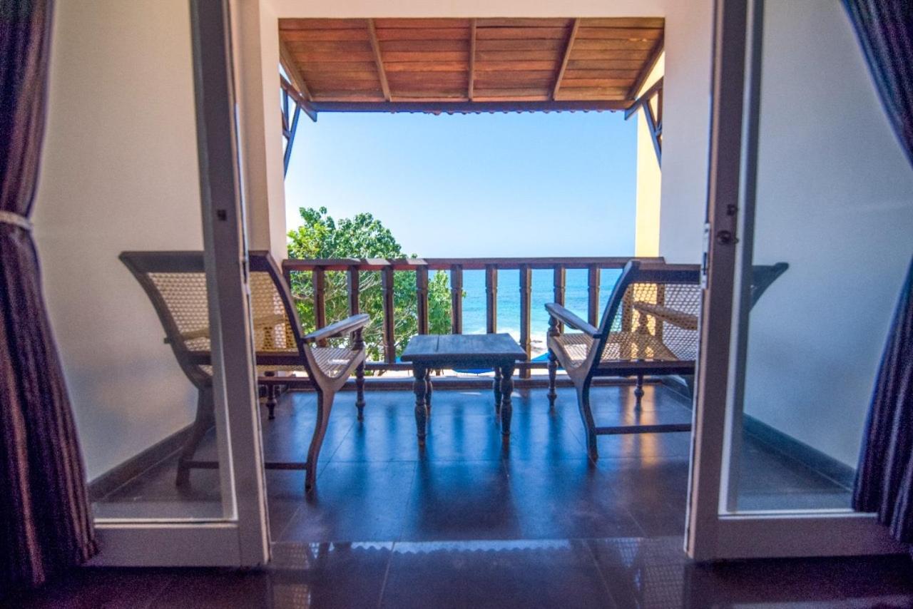 Amanda Beach Villas Unawatuna Esterno foto