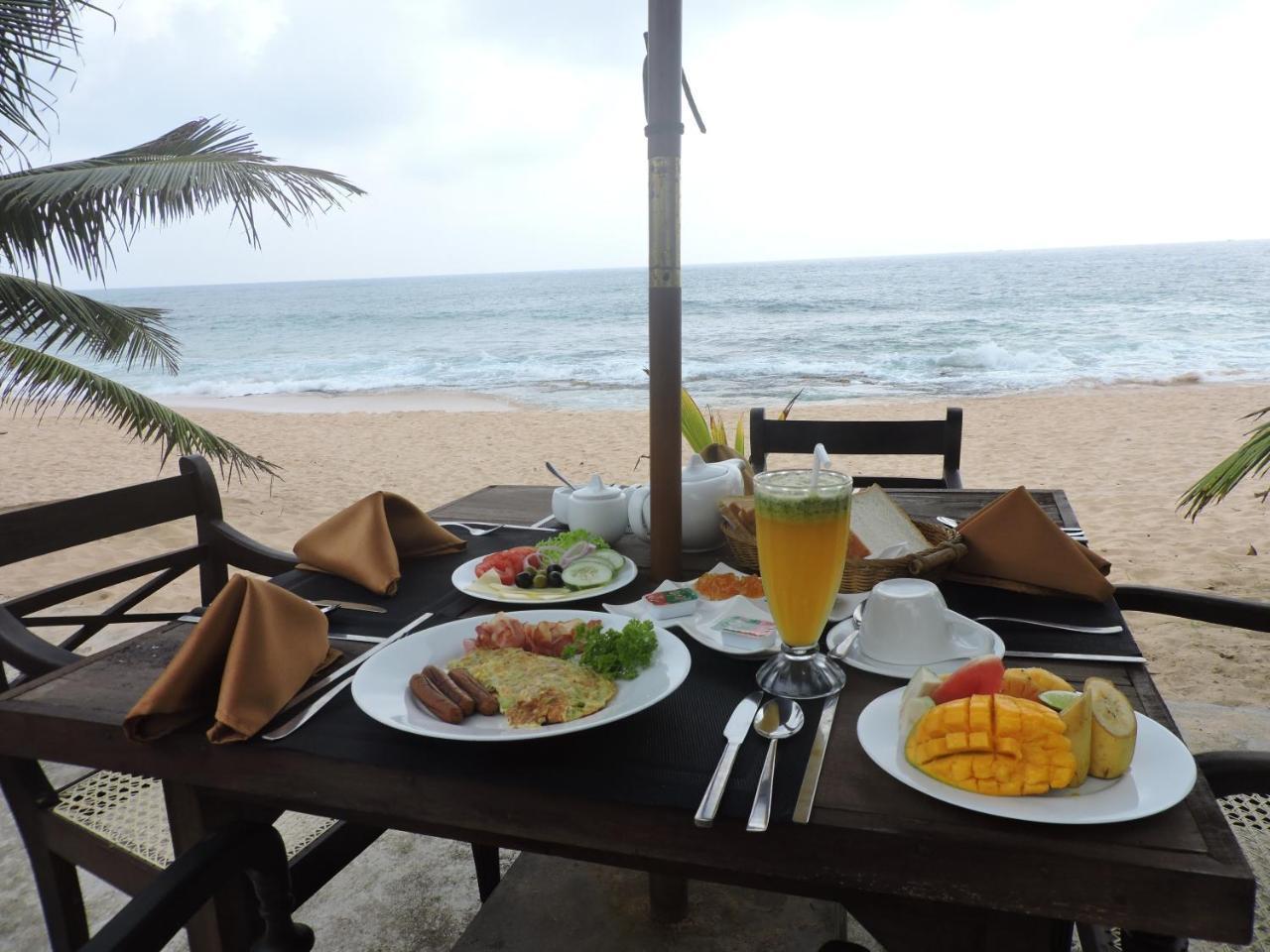 Amanda Beach Villas Unawatuna Esterno foto